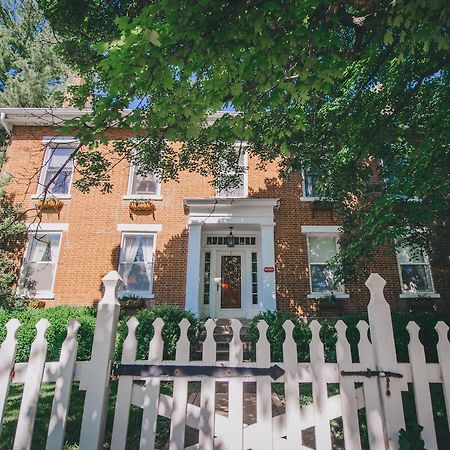 Old Caledonian Bed & Breakfast Exterior foto