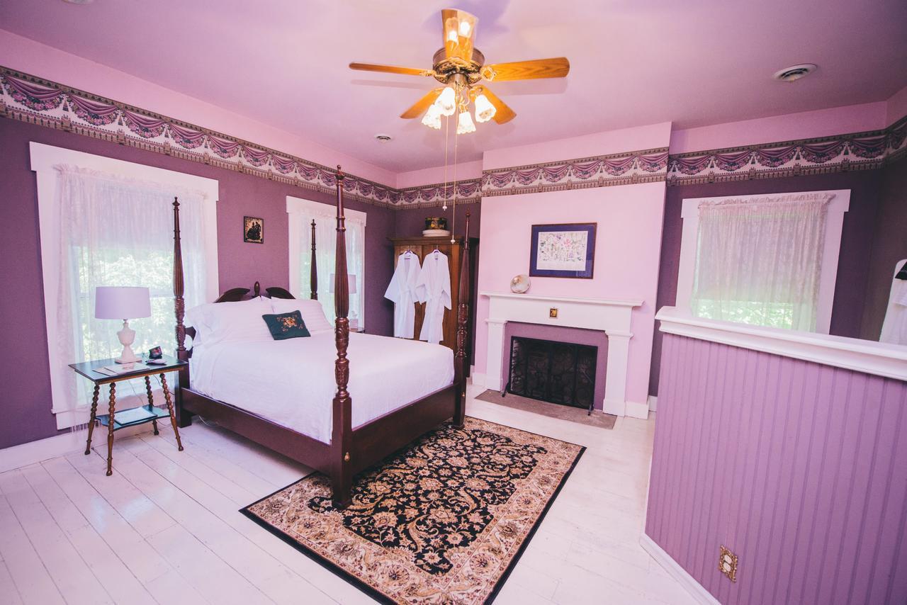 Old Caledonian Bed & Breakfast Exterior foto